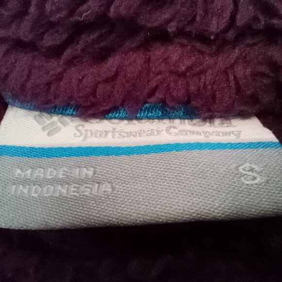 Columbia Vest Women's Size Small S Fleece Fluffy Full Zip - Picture 6 of 6